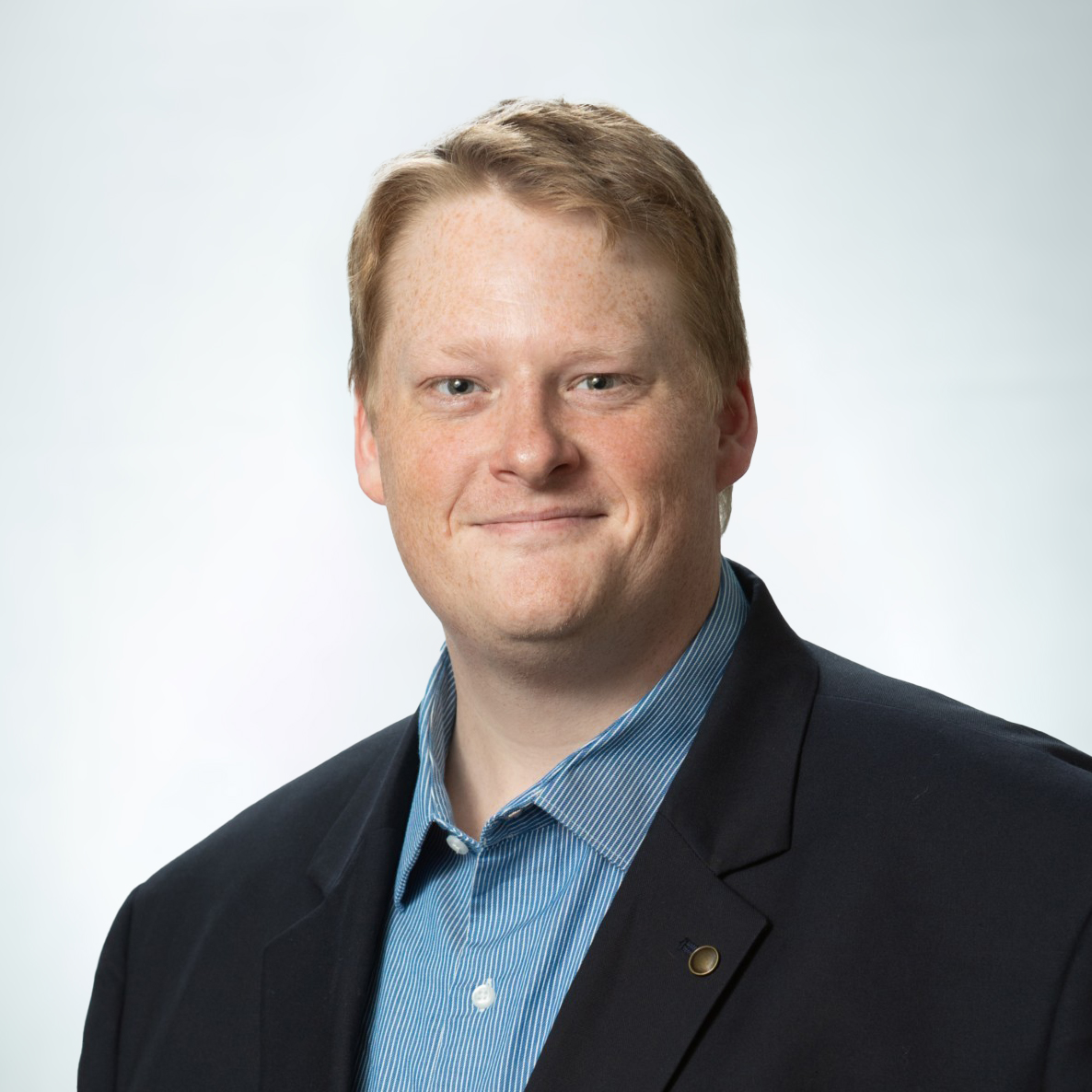 Merrick Robison headshot